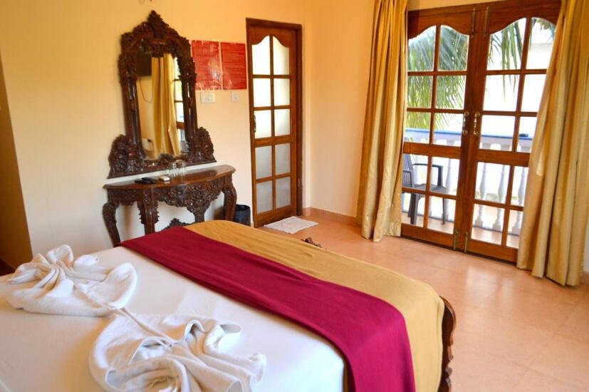 Villa Theresa Beach Resort Calangute Bagian luar foto
