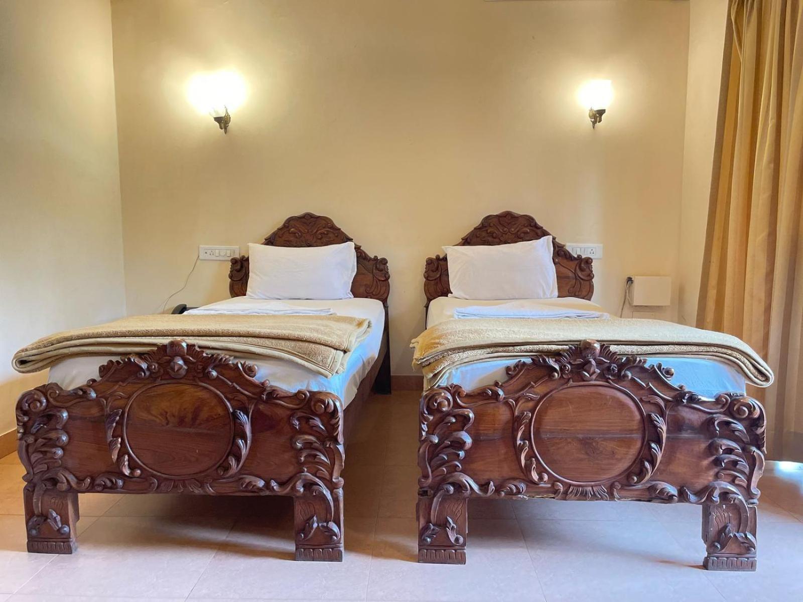 Villa Theresa Beach Resort Calangute Bagian luar foto
