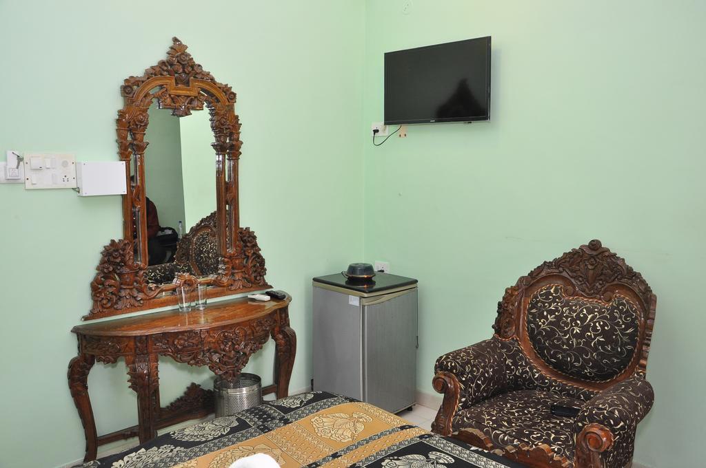 Villa Theresa Beach Resort Calangute Bagian luar foto